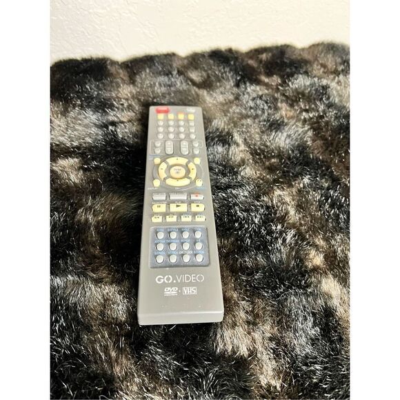 Go Video A226 Remote DVD VCR VHS Vr3840 Vr3930 - Picture 1 of 3